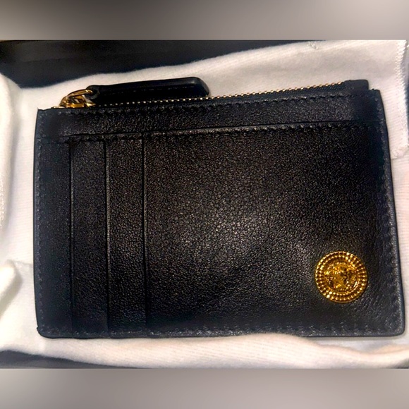 Versace Leather Card Holder Wallet! - Picture 2 of 4